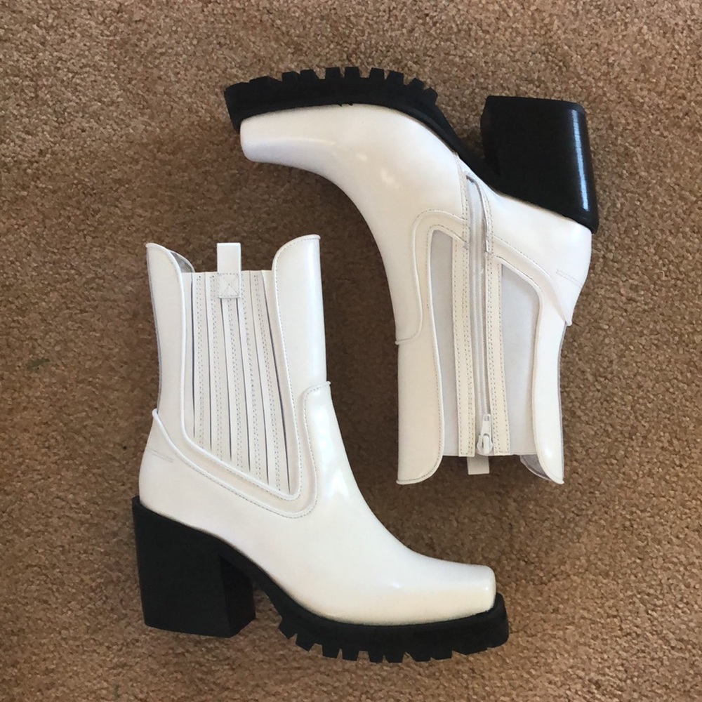 Jeffrey Campbell Elkins BRAND NEW white boots